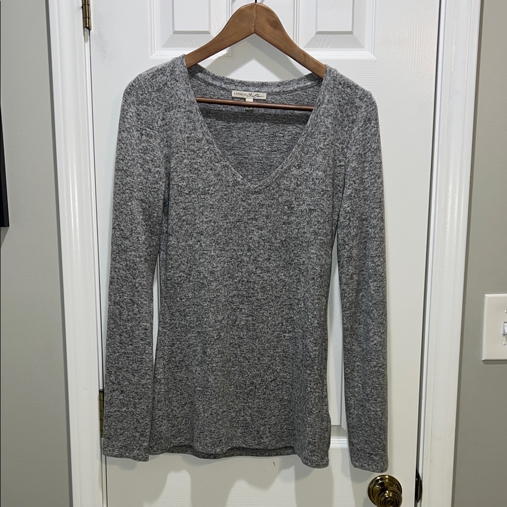 Express Heather Gray V-Neck Blouse